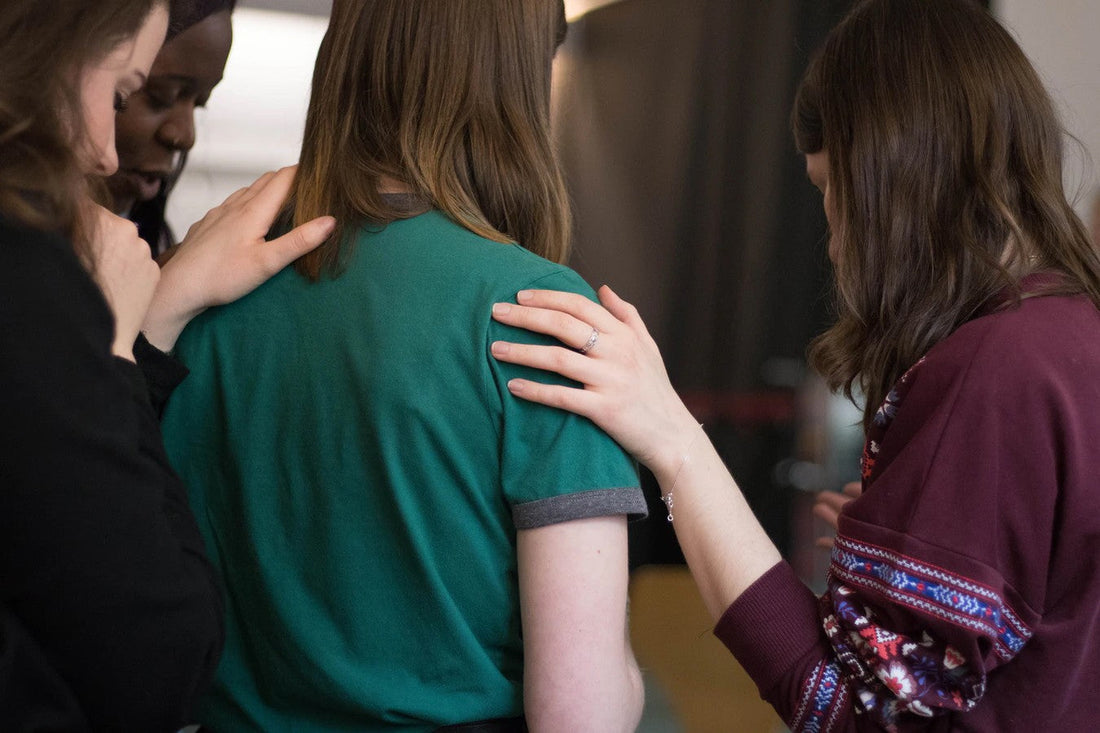 10 Sympathy Care Package Ideas to Remind Loved Ones You’re There for Them